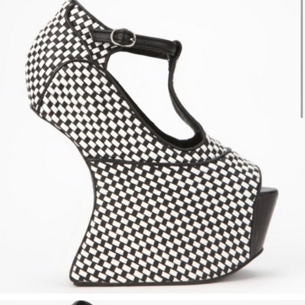 Black and White real leather.Geometric Platform Heels